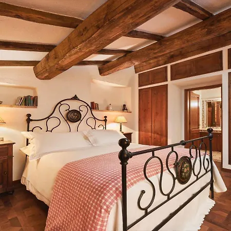 Tower House In Umbria With Pool And Garden *