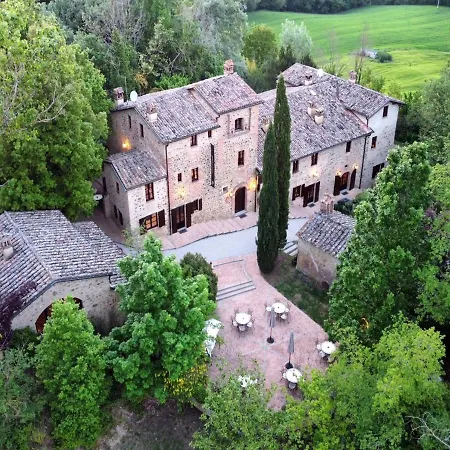 בית נופש Tower House In Umbria With Pool And Garden