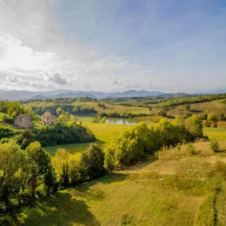 Tower House In Umbria With Pool And Garden בית נופש *